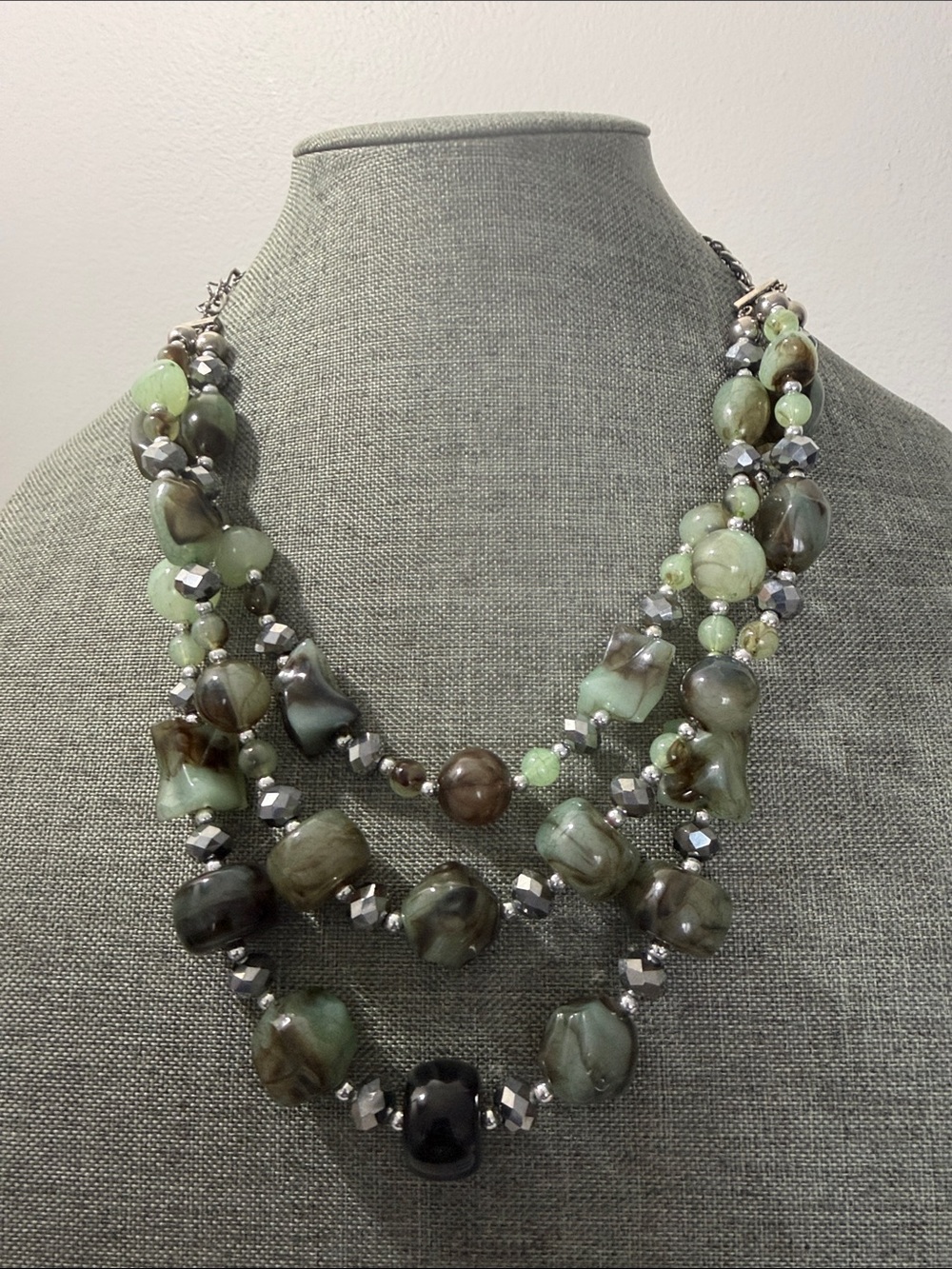 Layered Green Agate and Bead Statement Necklace - Women Jewelry